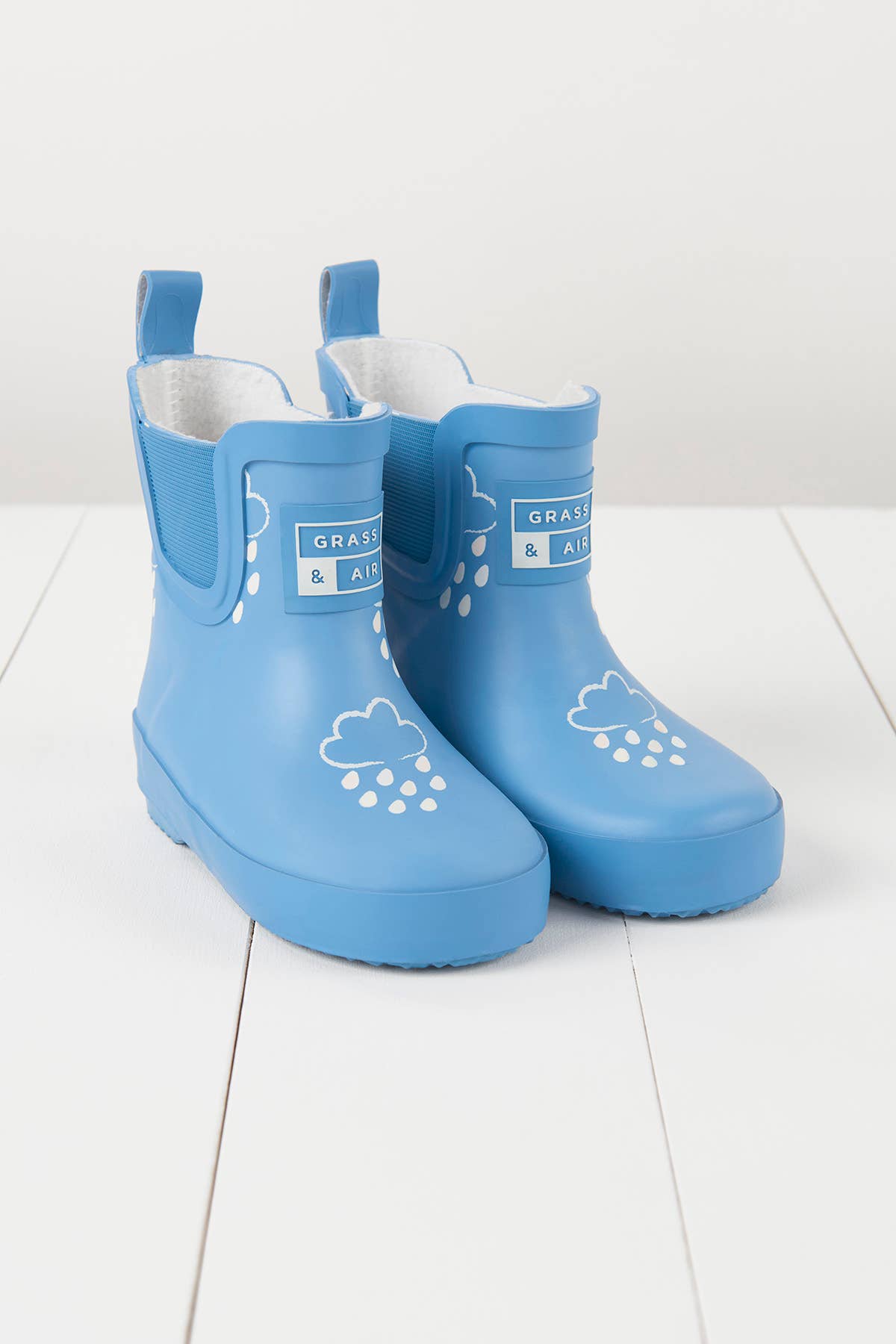 UK4 Cornflower Blue Short Colour-Changing Kids Wellies